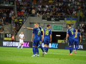 Александр Зинченко в матче с Францией