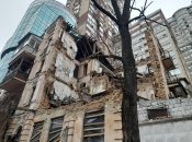 Уничтоженная часть жилого дома на Жилянской