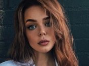 Українська співачка Аліна Гросу