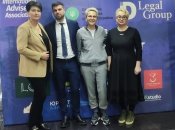 Екатерина Рыженкова (посредине)