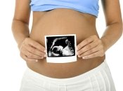 УЗИ во время беременности: делать или категорически отказаться?