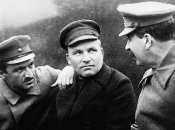 Вожди СССР. Слева направо: Анастас Микоян, Сергей Киров и Иосиф Сталин. Фото 1932 года