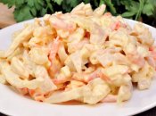 Салат с крабовыми палочками и морковью по-корейски