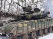 Українські військові продовжують оборону