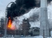 Взрывы на НПЗ сделали свое дело: в России возник дефицит бензина