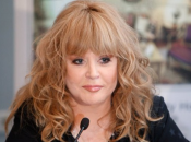 Алла Пугачева поделилась новым видео с сыном Гарри