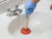 Как прочистить засор в трубах