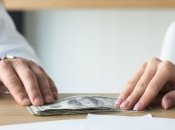 Коррупция стала главной темой украинского общества. Но помогут ли истерики?