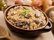 Сытный грибной плов