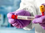 В Україні вже 4 963 медиків інфікувалися коронавірусом, 39 померли