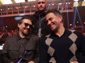 Александр Усик и промоутер Эдди Хирн