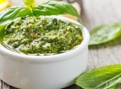 Песто – универсальный соус, который отлично дополнит любой обед