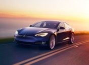 Спрос на автомобили Tesla в Европе вырос почти в три раза