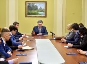 Президент призвал комиссию по НАПК до утра назначить двух членов Агентства