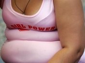 Достичь оргазма женщинам мешает лишний вес