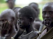 Страшные обычаи самого жестокого африканского племени на планете