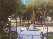 В Харькове оконфузились с табличкой на памятнике актрисе Гурченко