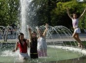 Синоптики: До конца августа аномальной жары в Украине не будет