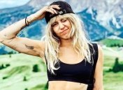 Майлі Сайрус випустила емоційну пісню після розставання з Ліамом Хемсвортом (Відео)