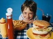 Фаст-фуд бьёт по мозгам детей