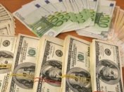 Доллар и евро ползут вверх: свежий курс валют от НБУ на 14 декабря