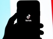 Опасный челлендж из TikTok убил 10-летнюю девочку в Италии