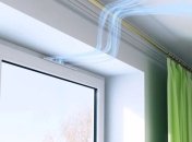 Як самостійно впоратися зі протягом з вікна — поради