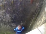 В Хмельницкой области мальчик упал в углубление фонтана
