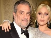 Отец Леди Гаги попросил денег у своих подписчиков