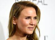 Рене Зеллвегер снялась для известного глянца без макияжа 