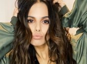 Настя Каменських вразила прихильників сяючим виглядом 