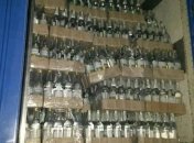 На Львовщине разоблачили цех, где разливали водку под видом известных "брендов"