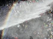 Полиция Алжира применила слезоточивый газ и водометы для разгона протестов