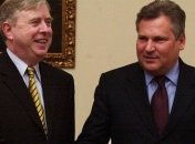 Кокс и Квасьневский приехали к Тимошенко