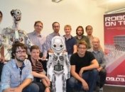 Робот помощник - Roboy (Видео)