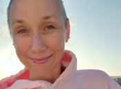 Обраниця Кіану Рівза прийшла на вечірку без макіяжу (Фото)