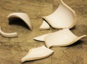 К чему разбивается чашка