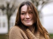 Бывшая первая леди Франции выпустила новый альбом