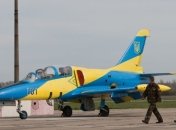 Решение об участии авиации в параде ко Дню Независимости примет Порошенко