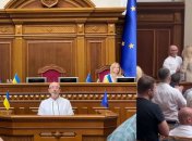 Странные аплодисменты "сбитому" министру Резникову в Раде: политпсихолог указал на три неприятных момента