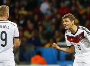 Падение Мюллера во время исполнения штрафного было задумано