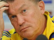 Блохин ест таблетки на завтрак, обед и ужин