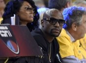 Бой с Берто будет последним для Мейвезера