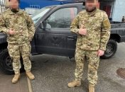 Favbet Foundation передал защитникам Угледара внедорожник Mazda