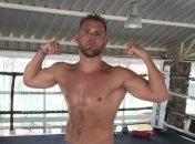 Бокс. Сондерс получил травму и во второй раз подряд отменил бой против Мюррея