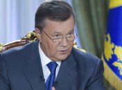 Янукович требует вовремя обеспечивать лекарствами онкобольных детей 