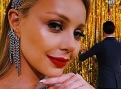 Брюнетка и без красной помады: Тина Кароль в короткометражном фильме "Бывшие"