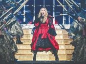 Мадонна не выступит в Париже: причина