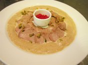 Карпаччо из языка под соусом из тунца