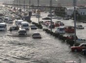 Обильные ливни и грады парализовали жизнь в Тбилиси